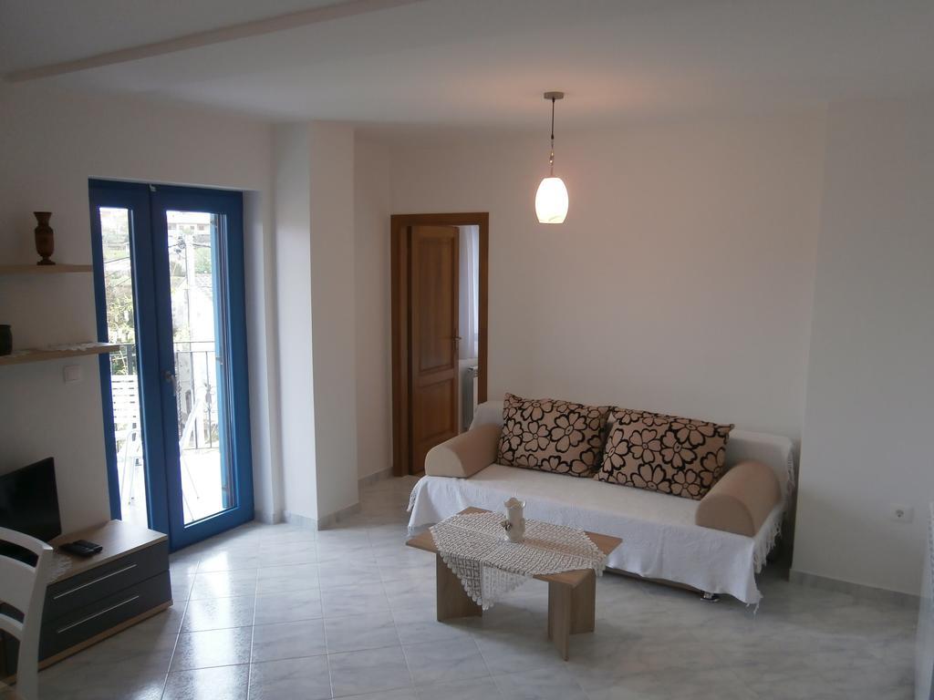 Apartments Crncic Šilo Pokoj fotografie